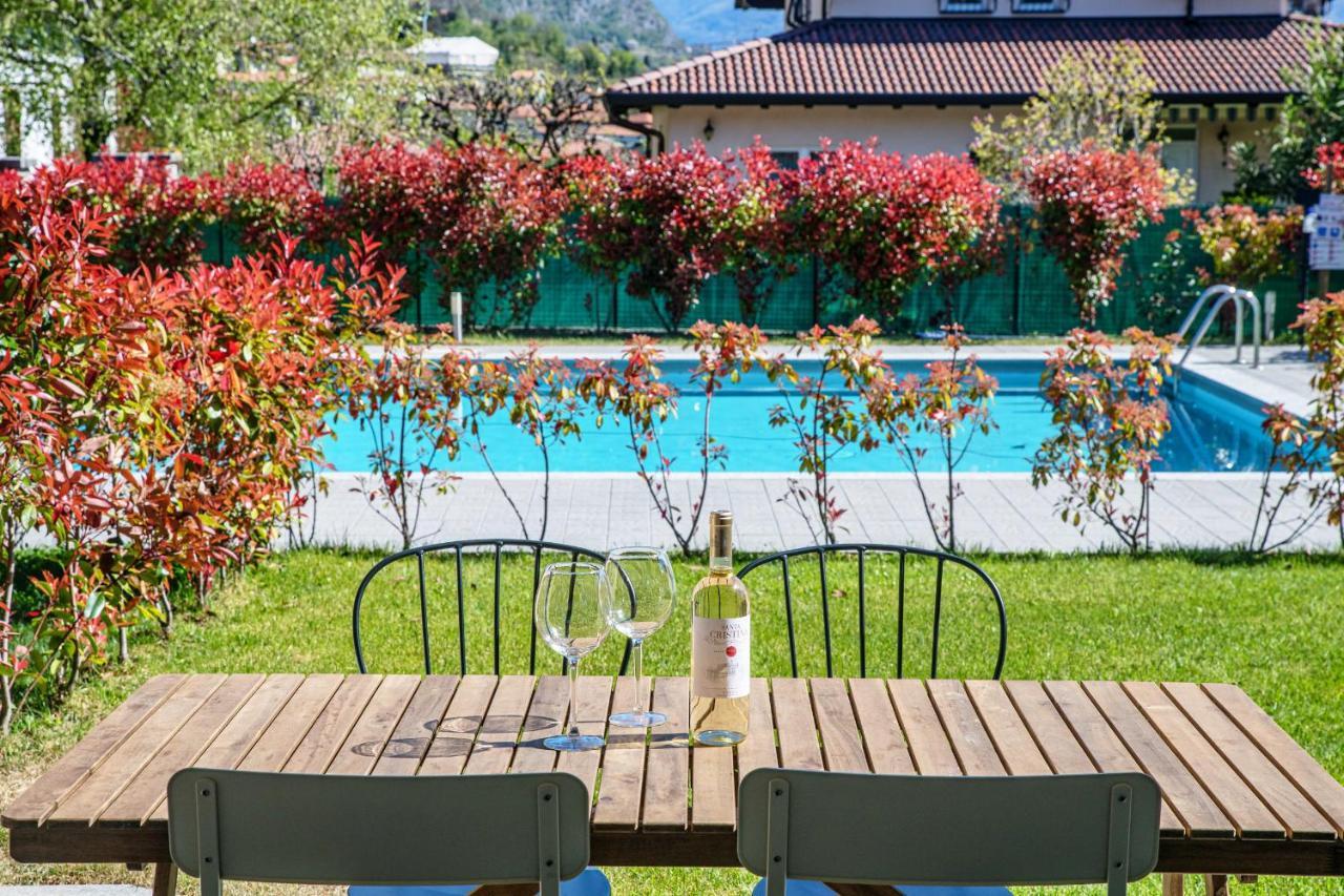 Апартаменты Silvia Lenno House - The House Of Travelers Экстерьер фото