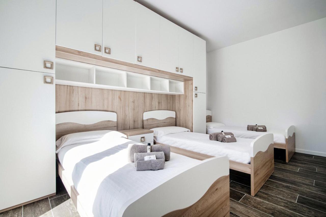 Апартаменты Silvia Lenno House - The House Of Travelers Экстерьер фото