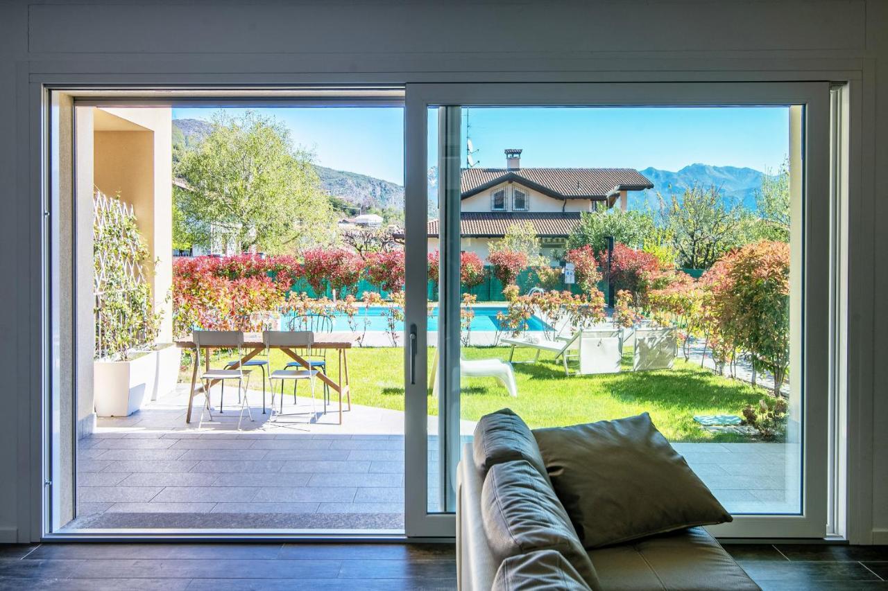 Апартаменты Silvia Lenno House - The House Of Travelers Экстерьер фото
